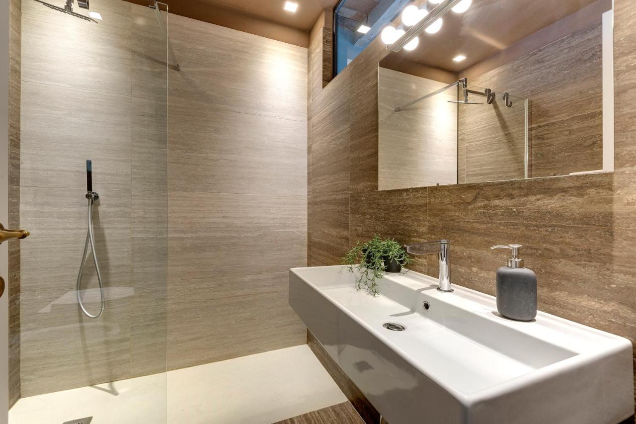Frida Luxury Apartment By Mamo ฟลอเรนซ์ ภายนอก รูปภาพ
